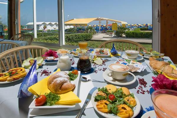 Hotel Marina Fano Eksteriør bilde